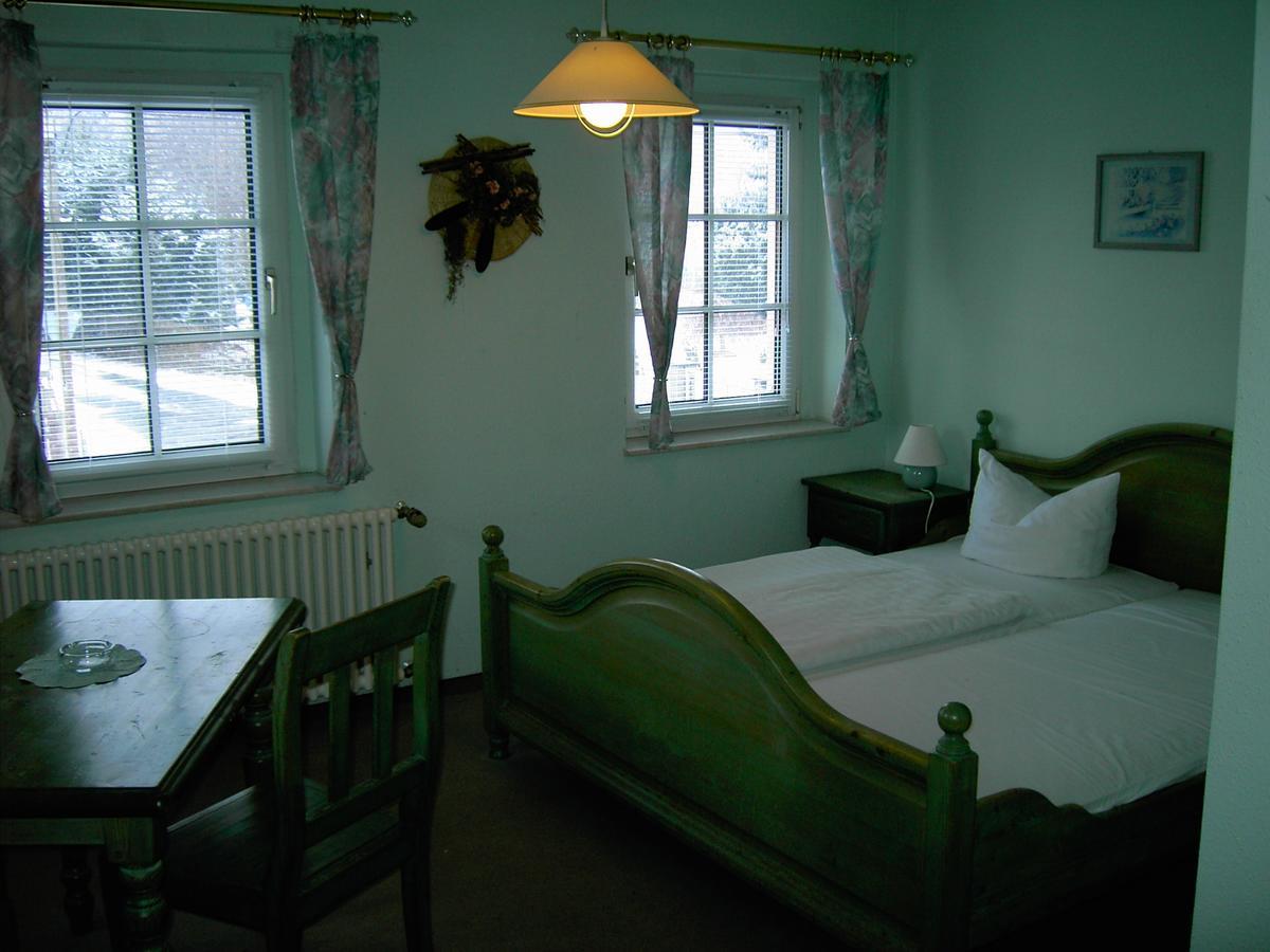 Landhotel Am Fuchsbach Berga  Экстерьер фото